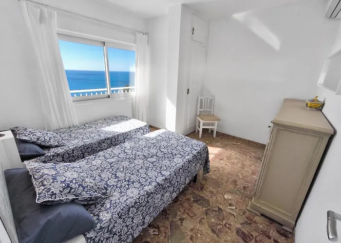 Niza Playa I 푸엔히롤라